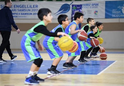 Basketbol Koçluğu: Genç Yetenekleri Eğitmek İçin Stratejiler